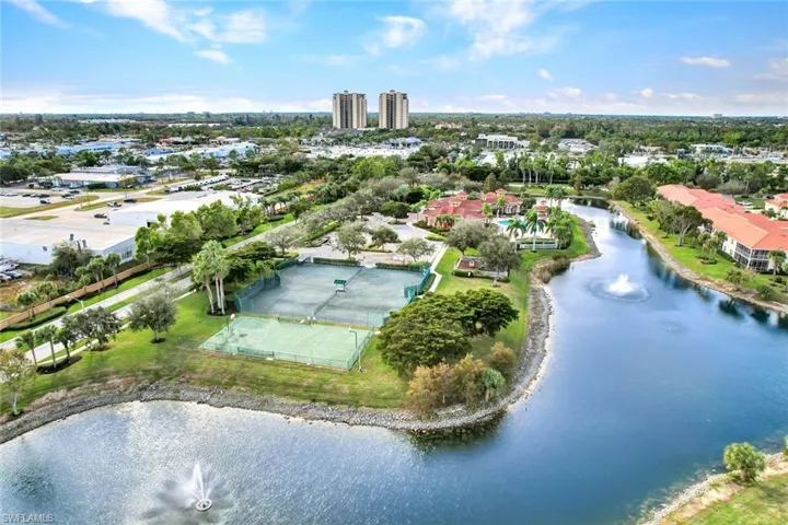 5581  Berkshire  DR, Fort Myers, FL 33912
