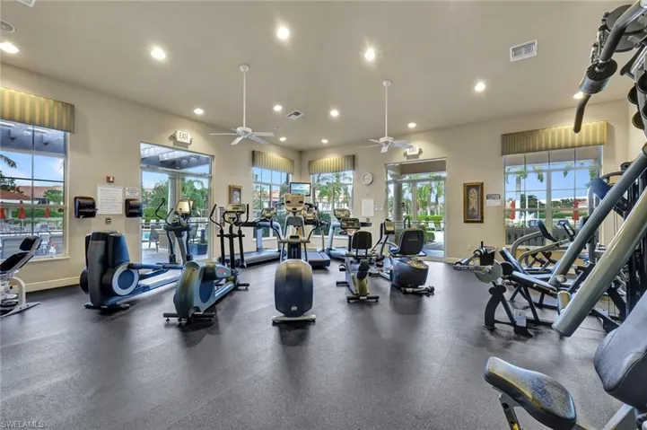 5581  Berkshire  DR, Fort Myers, FL 33912