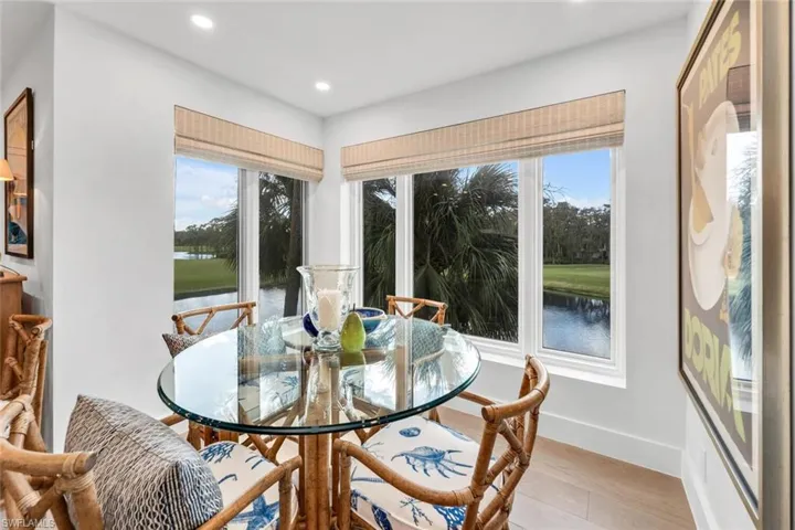 Breakfast nook