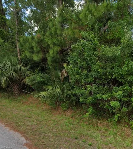14 Robert Ave, Lehigh Acres, Florida 33936