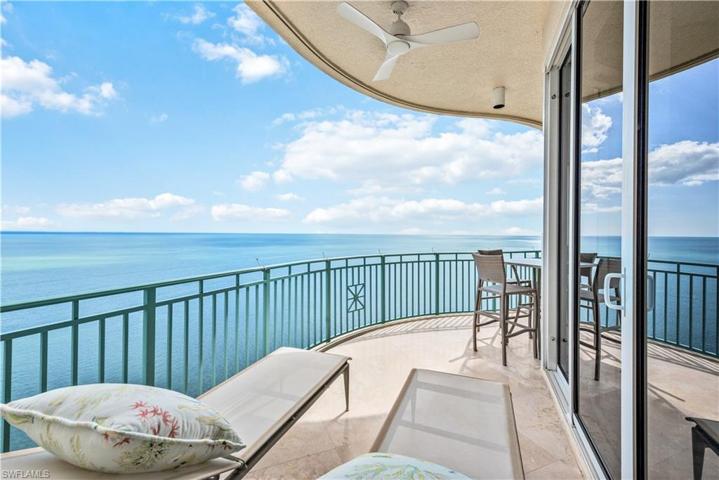 Large Lanai