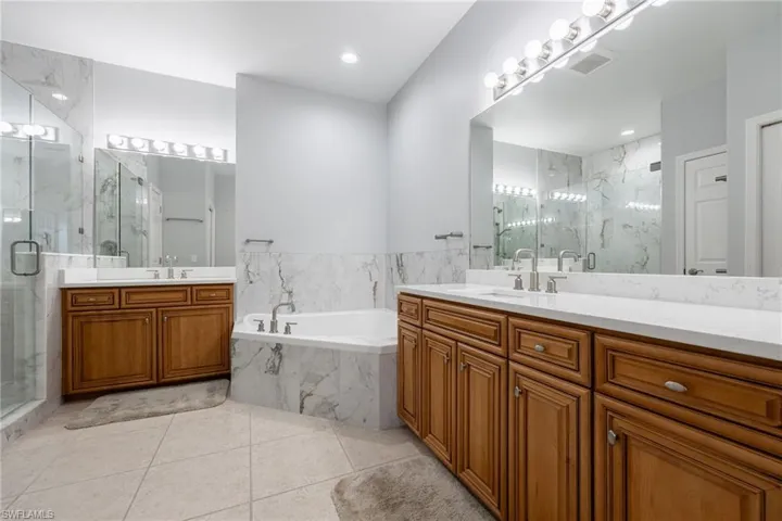 20011  Sanibel View  CIR, Fort Myers, FL 33908