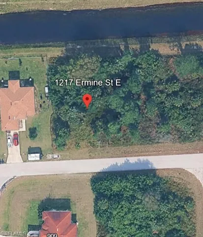 Aerial view of property's location