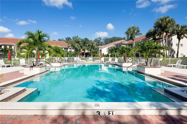 102  Tuscana  CT, Naples, FL 34119