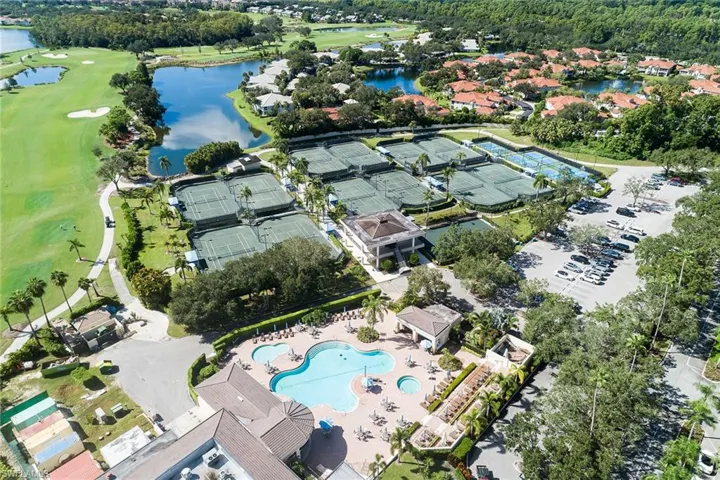 102  Tuscana  CT, Naples, FL 34119