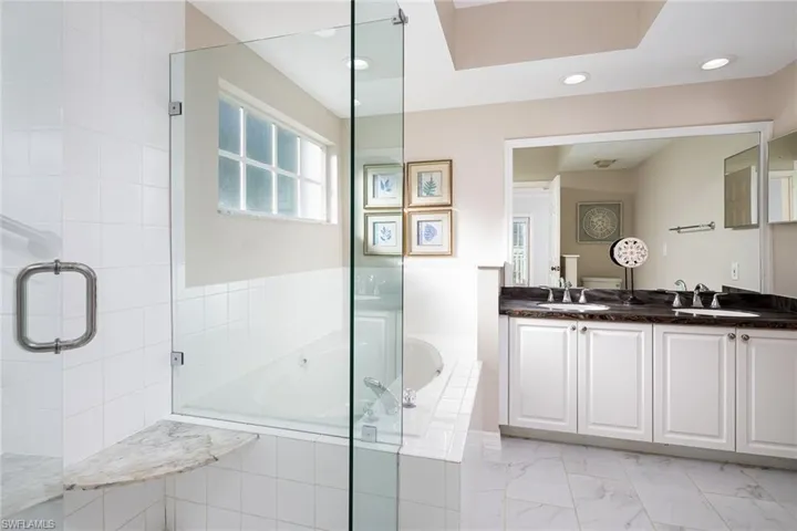 102  Tuscana  CT, Naples, FL 34119