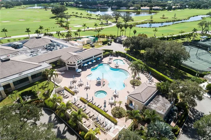 102  Tuscana  CT, Naples, FL 34119