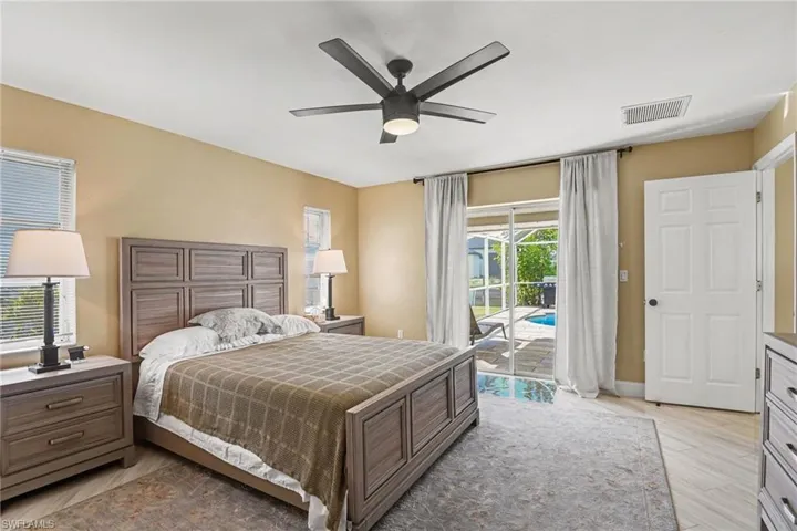 136 Se 5th St, Cape Coral, Florida 33990