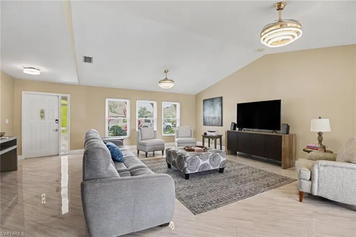 136 SE 5th  ST, Cape Coral, FL 33990