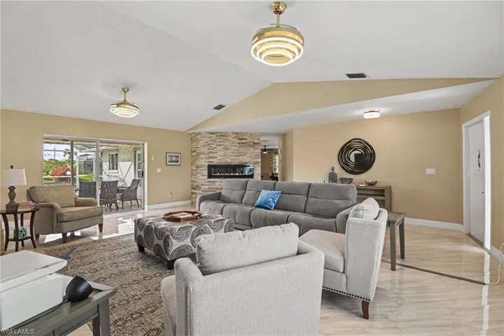 136 SE 5th  ST, Cape Coral, FL 33990