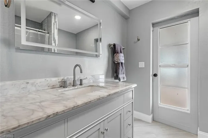 136 Se 5th St, Cape Coral, Florida 33990