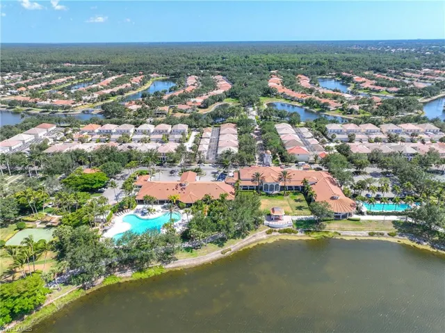 3803  Valentia  WAY, Naples, FL 34119