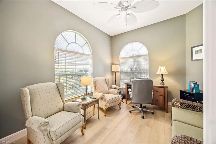 3803  Valentia  WAY, Naples, FL 34119
