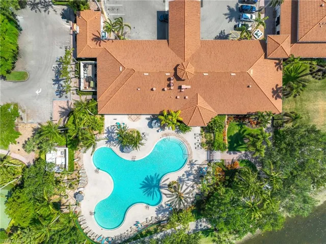3803  Valentia  WAY, Naples, FL 34119