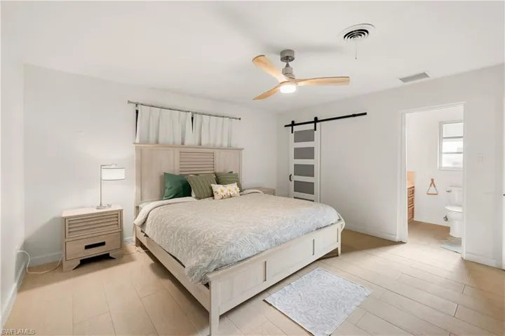 734 Sharar Ct, Cape Coral, Florida 33904