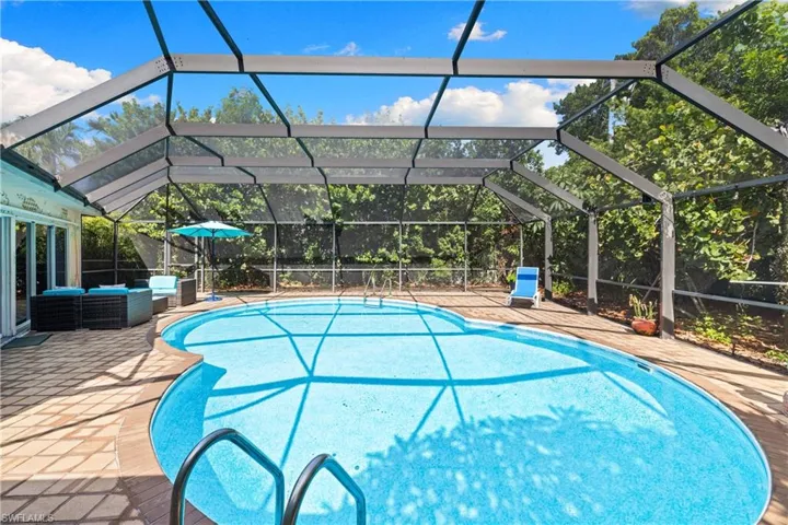734 Sharar Ct, Cape Coral, Florida 33904