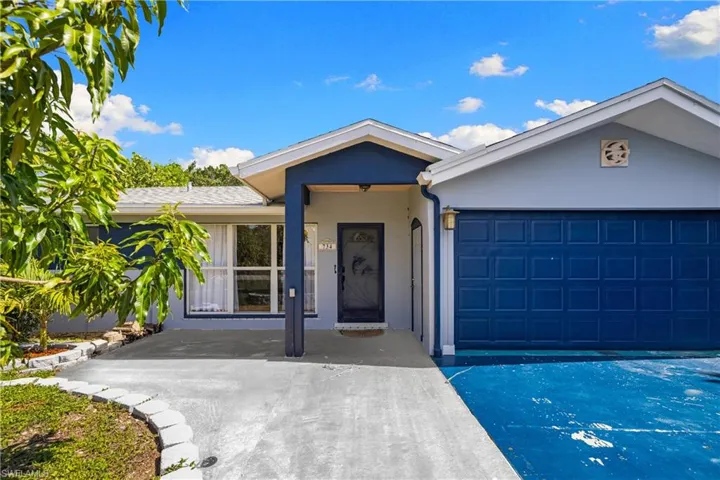 734 Sharar Ct, Cape Coral, Florida 33904