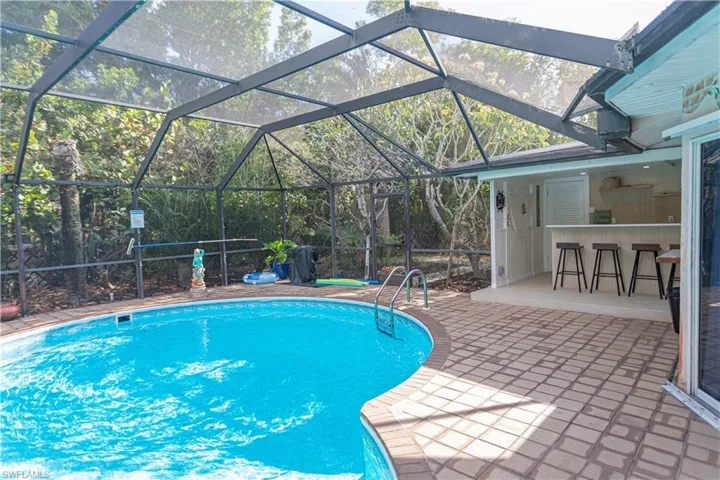 734 Sharar Ct, Cape Coral, Florida 33904