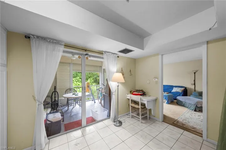 202  Bob O Link  WAY, Naples, FL 34105