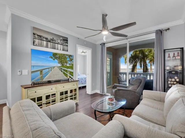 2825  Palm Beach  BLVD, Fort Myers, FL 33916