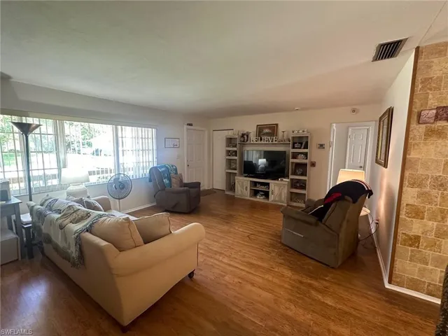1539 High St, Fort Myers Fl 33916