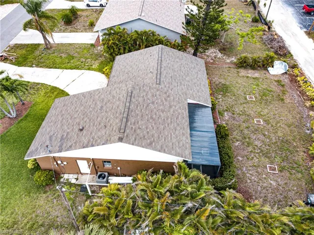 Aerial view of property and surrounding area