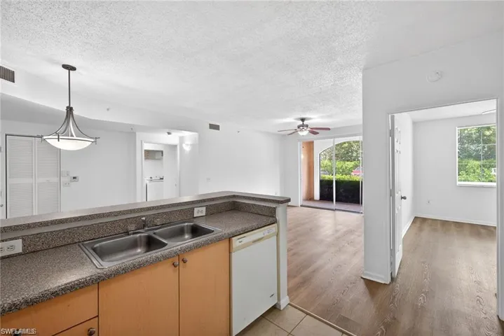 1200 Reserve Way 105, Naples, Florida 34105