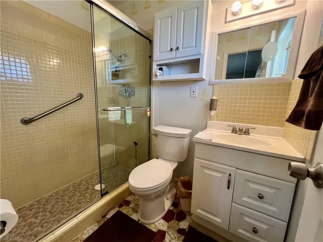 319  Maycrest  RD, Lehigh Acres, FL 33936