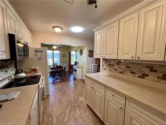 319  Maycrest  RD, Lehigh Acres, FL 33936