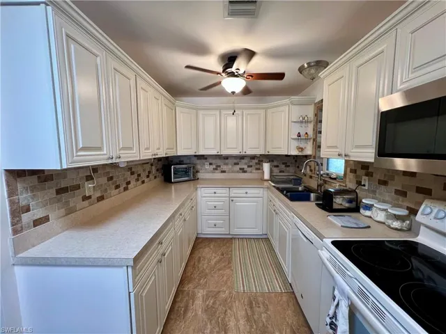 319  Maycrest  RD, Lehigh Acres, FL 33936
