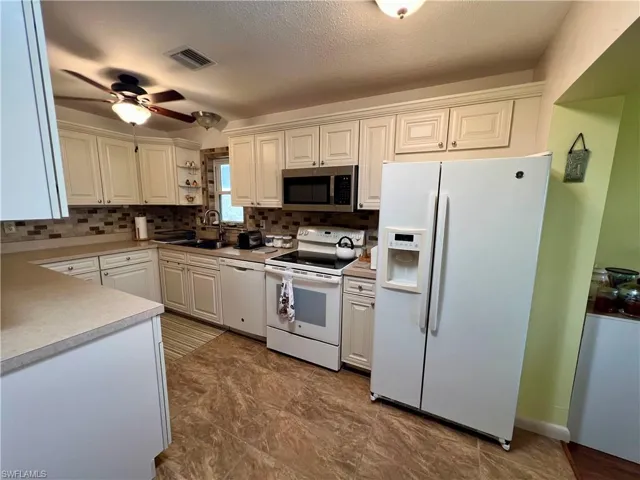 319  Maycrest  RD, Lehigh Acres, FL 33936