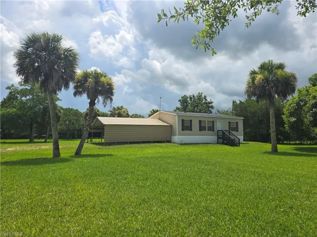 1163 Saddle Ln, Moore Haven, Florida 33471