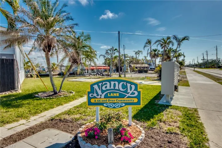 14 Nancy Ln, Fort Myers Beach, Florida 33931