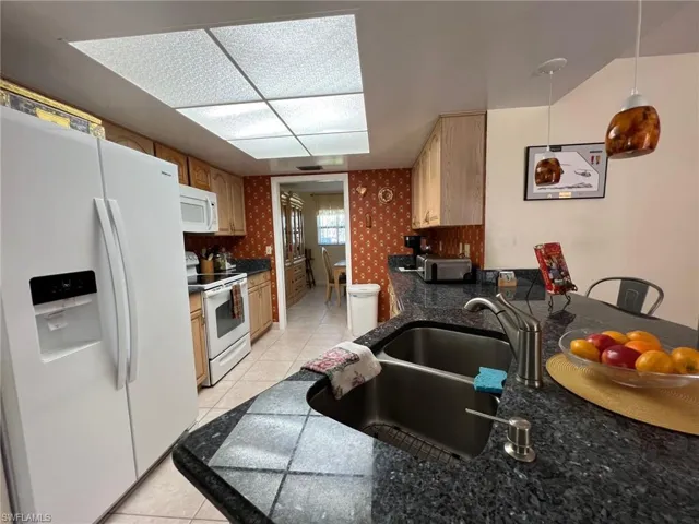 7226 Jasmine RD, FORT MYERS FL 33967