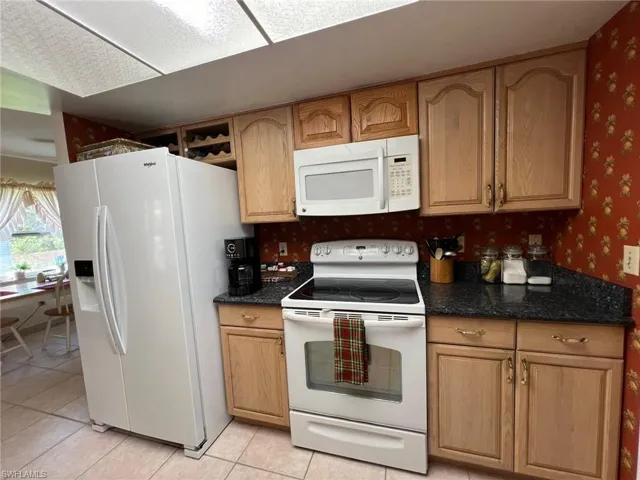 7226 Jasmine RD, FORT MYERS FL 33967