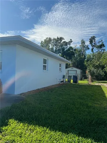 7226 Jasmine RD, FORT MYERS FL 33967