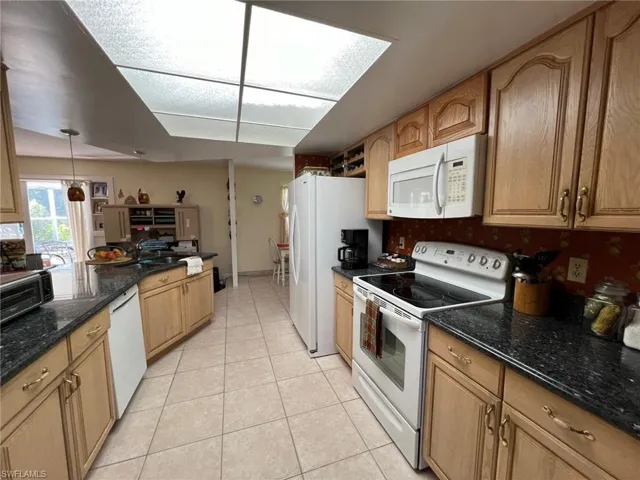 7226 Jasmine RD, FORT MYERS FL 33967