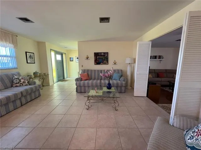 7226 Jasmine RD, FORT MYERS FL 33967