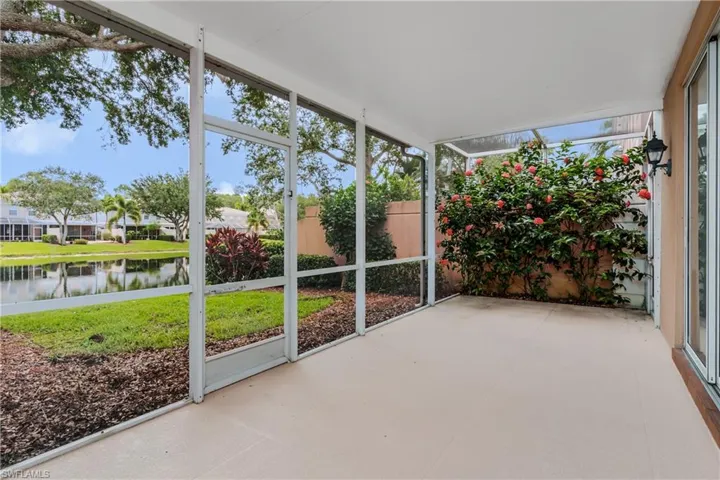 5353 Cove Cir, Naples, Florida 34119