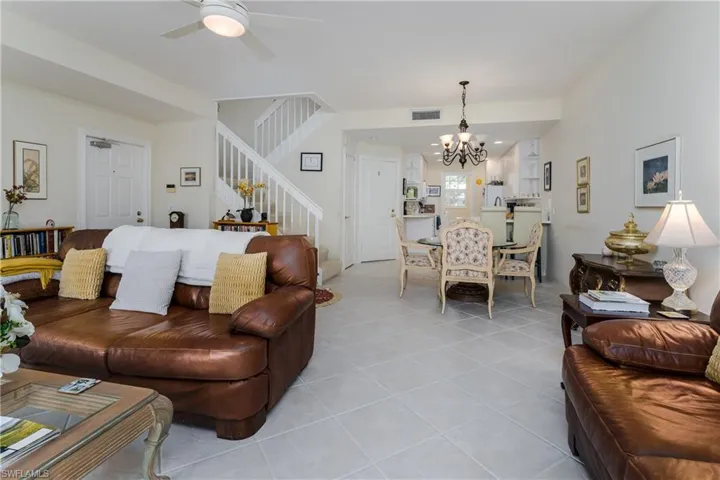 Spacious living room