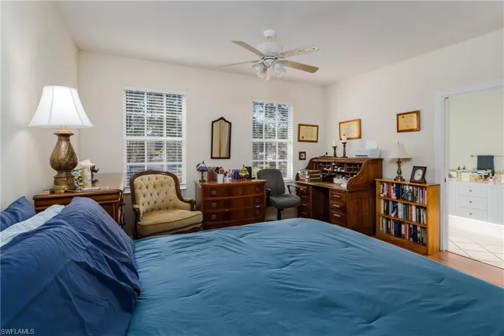 Large main bedroom
