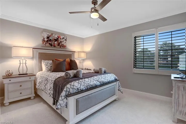 6535  Valen  WAY, Naples, FL 34108