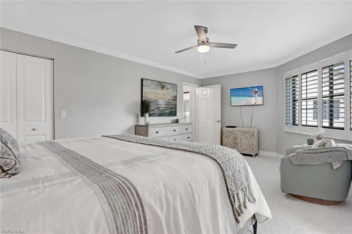 6535  Valen  WAY, Naples, FL 34108