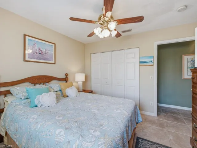 211 Bahama Ave, Marco Island, Florida 34145
