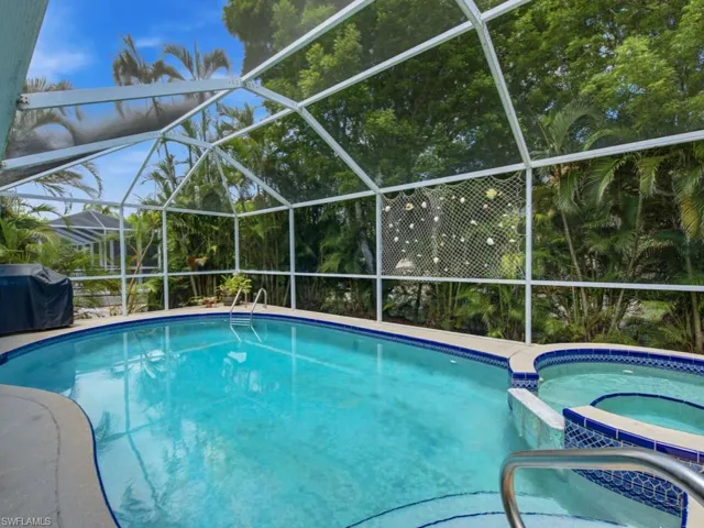 211 Bahama Ave, Marco Island, Florida 34145
