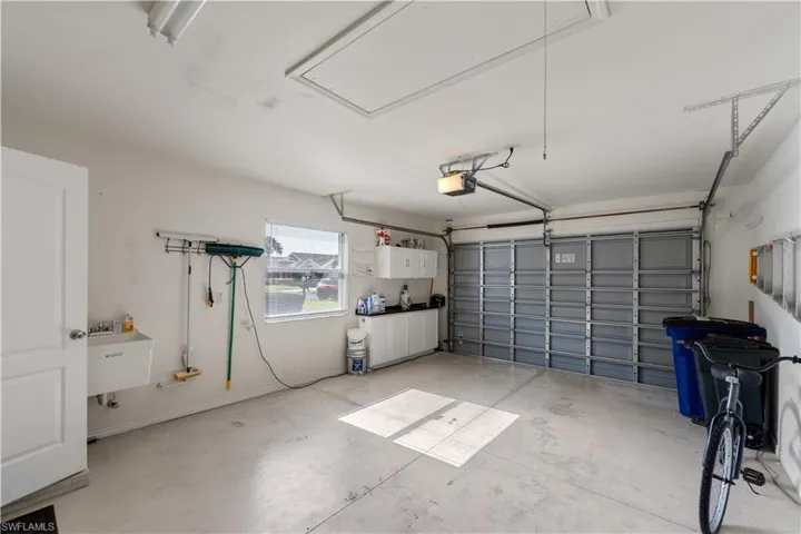 3601  Gloxinia  DR, North Fort Myers, FL 33917