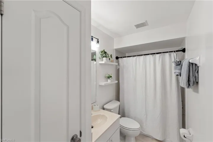 3601  Gloxinia  DR, North Fort Myers, FL 33917