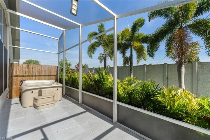 3601  Gloxinia  DR, North Fort Myers, FL 33917