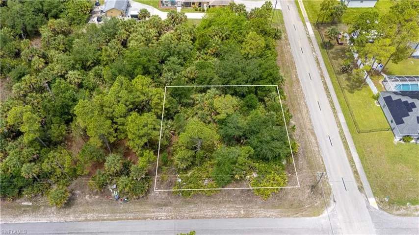 106 6th St, Lehigh Acres, Florida 33972