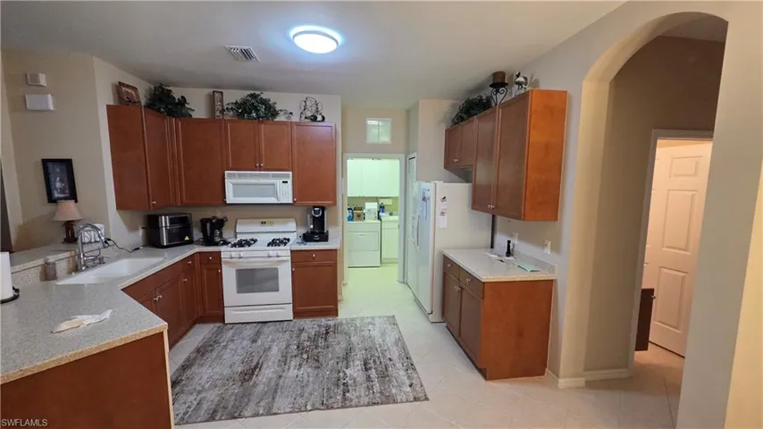 9305 Aviano Dr, Fort Myers, Florida 33913